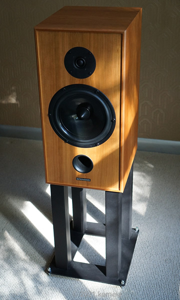 Spendor classic 2/3 loudspeaker mounted on Custom Design SQ404 loudspeaker stand